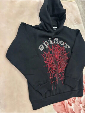 Rinestone red spider hoodie black